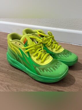 Puma LaMelo Ball MB.02 Nickelodeon Slime Junior Basketball Shoes size 7